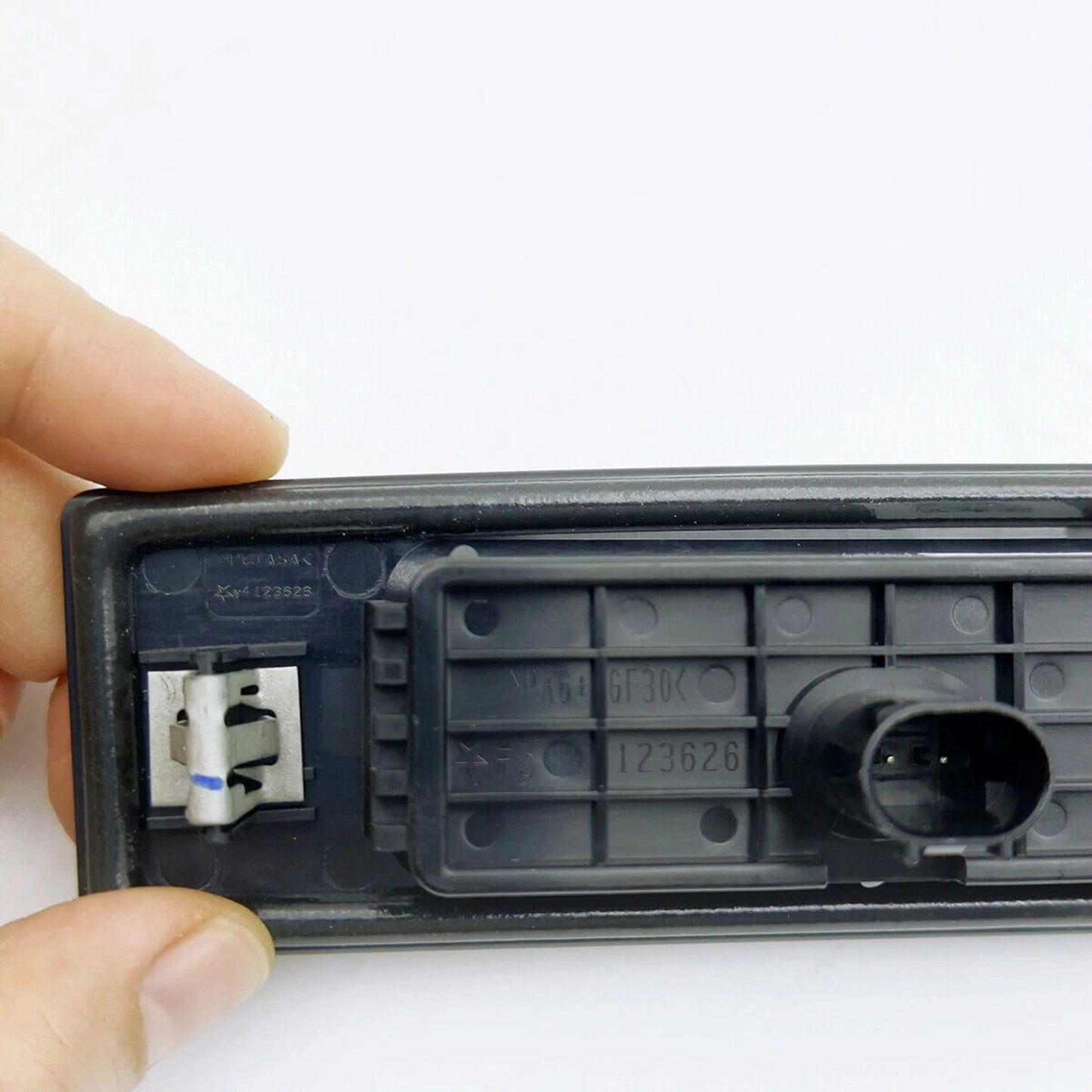 2017-2022 Tesla Model 3/2020-2023 Model Y 1095949-00-E Trunk Handle Rear View Camera