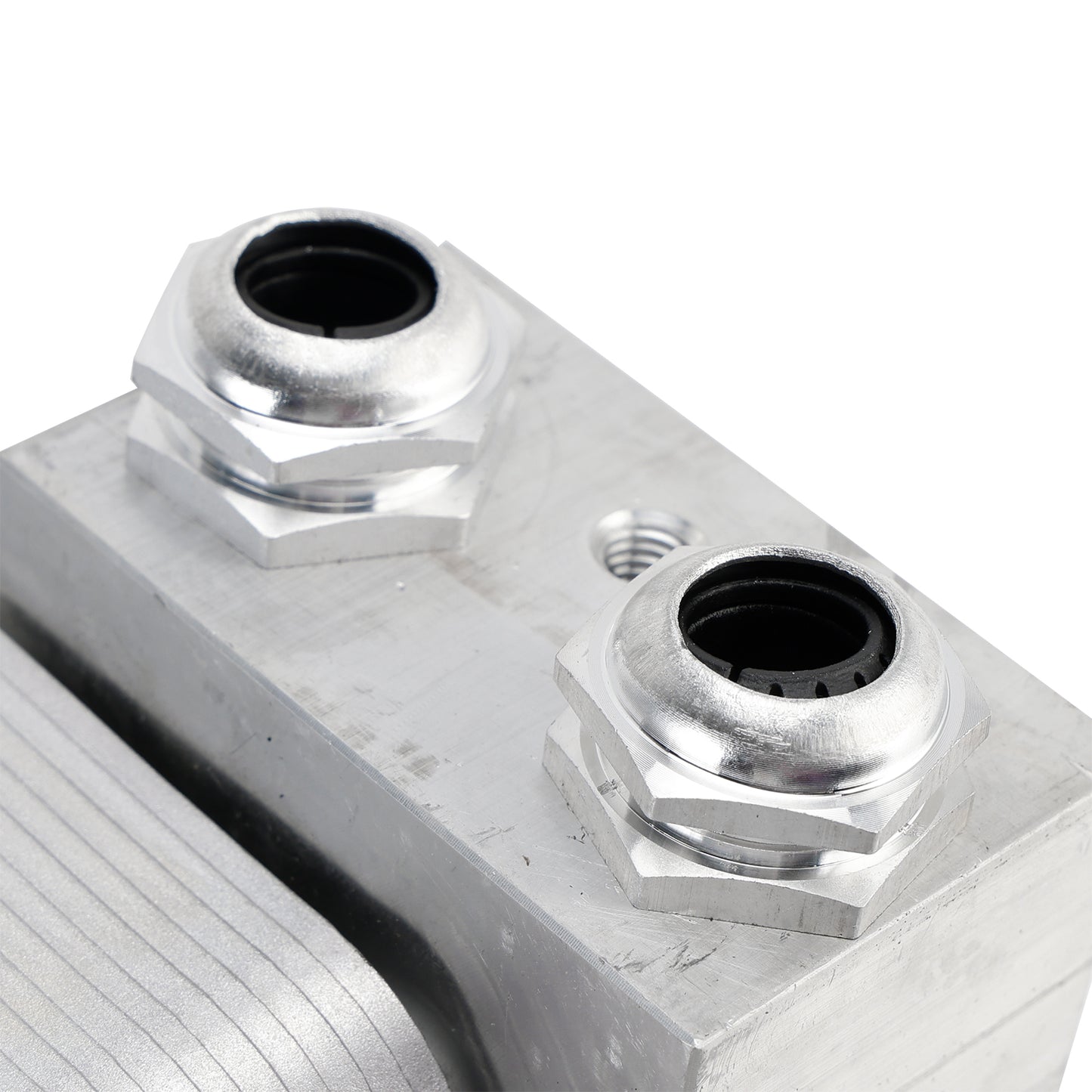 2017-2020 Ford F-150 6 Cyl 2.7L 6 Cyl 3.0L 4V DOHC TC DSL-LION B 6 Cyl 3.3L Duratec 6 Cyl 3.5L Cyclone Petrol TIVCT 6 Cyl 3.5L GTDI 8 Cyl 5.0L Coyote 8 Cyl 5.0L MOD DOHC SEFI NA HL3Z-7A095-B Automatic Transmission Oil Cooler