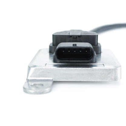 Mercedes-Benz C-Class W205 S205 C218 X218 W212 X164 A0009052900 NOX Sensor