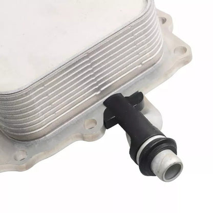 2017-2019 Jaguar XE LR010754 Engine Oil Cooler w/Gasket