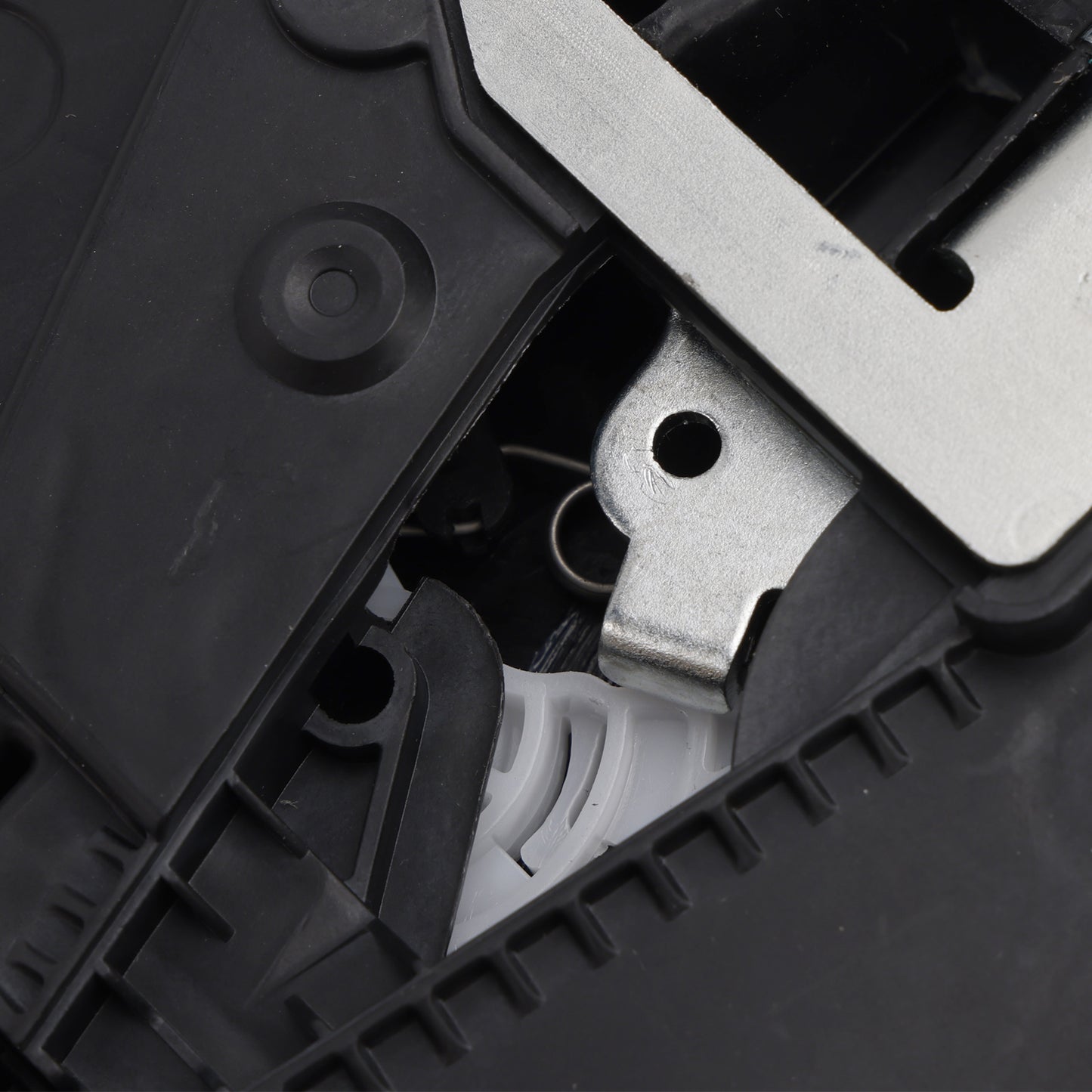 08.2006-12.2011 OPEL CORSA D (S07) 1.4 LPG (L08, L68) 90 HP 1364 ccm 13431845 Rear Right Door Lock Actuator