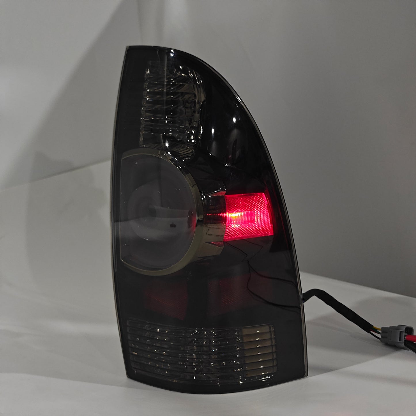 2005-2015 Toyota Tacoma Base Crew Cab Pickup 4-Door 8155004160 Left+ Right LED Tail Lights Brake Lamp