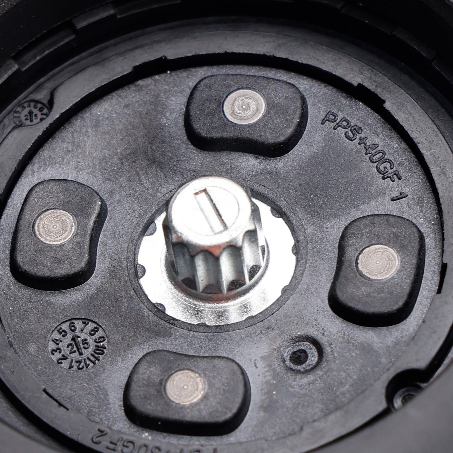 2012-2018 A-Class W176 1.6L Hatch A1729060200 Pair Rear Brake Caliper Servo Motor