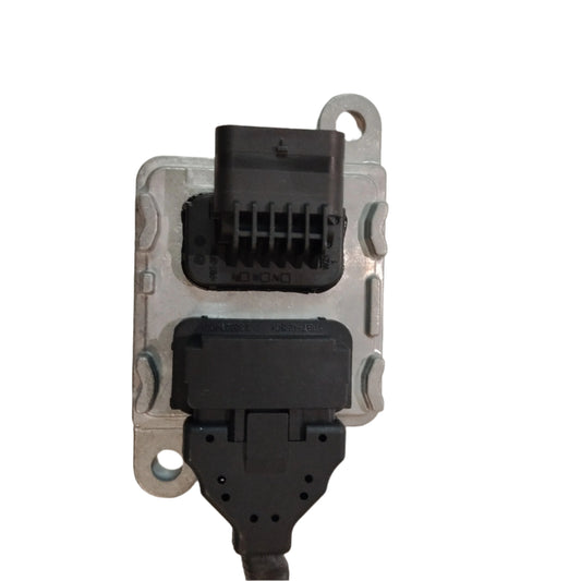 2018-2019 GMC Sierra 2500 6.6L Turbo Turbo Nox Nitrogen Oxide Sensor 12680215 12680619