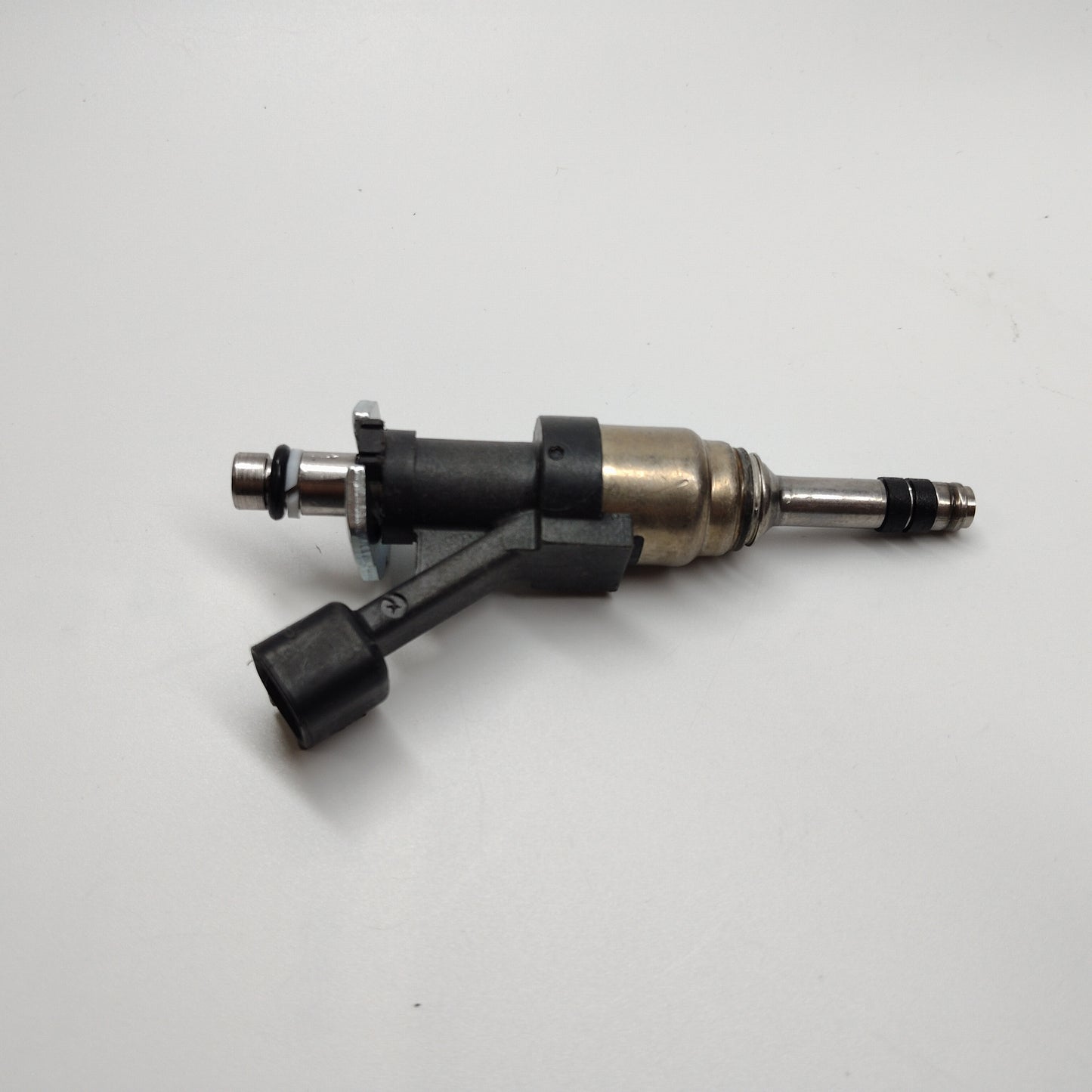 2014-2017 GMC Sierra 1500 4.3L V6 8PCS Fuel Injectors 12668390 12623116 12628422 12656005 12672368 12668649