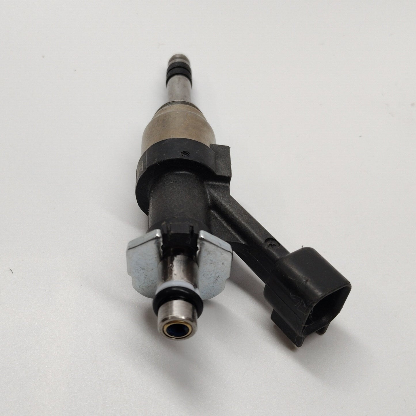 2014-2017 GMC Sierra 1500 4.3L V6 8PCS Fuel Injectors 12668390 12623116 12628422 12656005 12672368 12668649