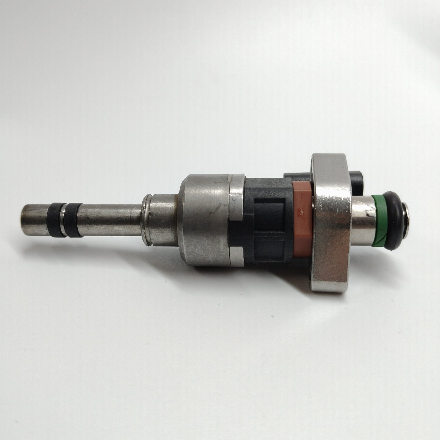 2016-2019 Chevrolet Cruze L/LS/LT/Premier 55577403 17067220402 Fuel Injector