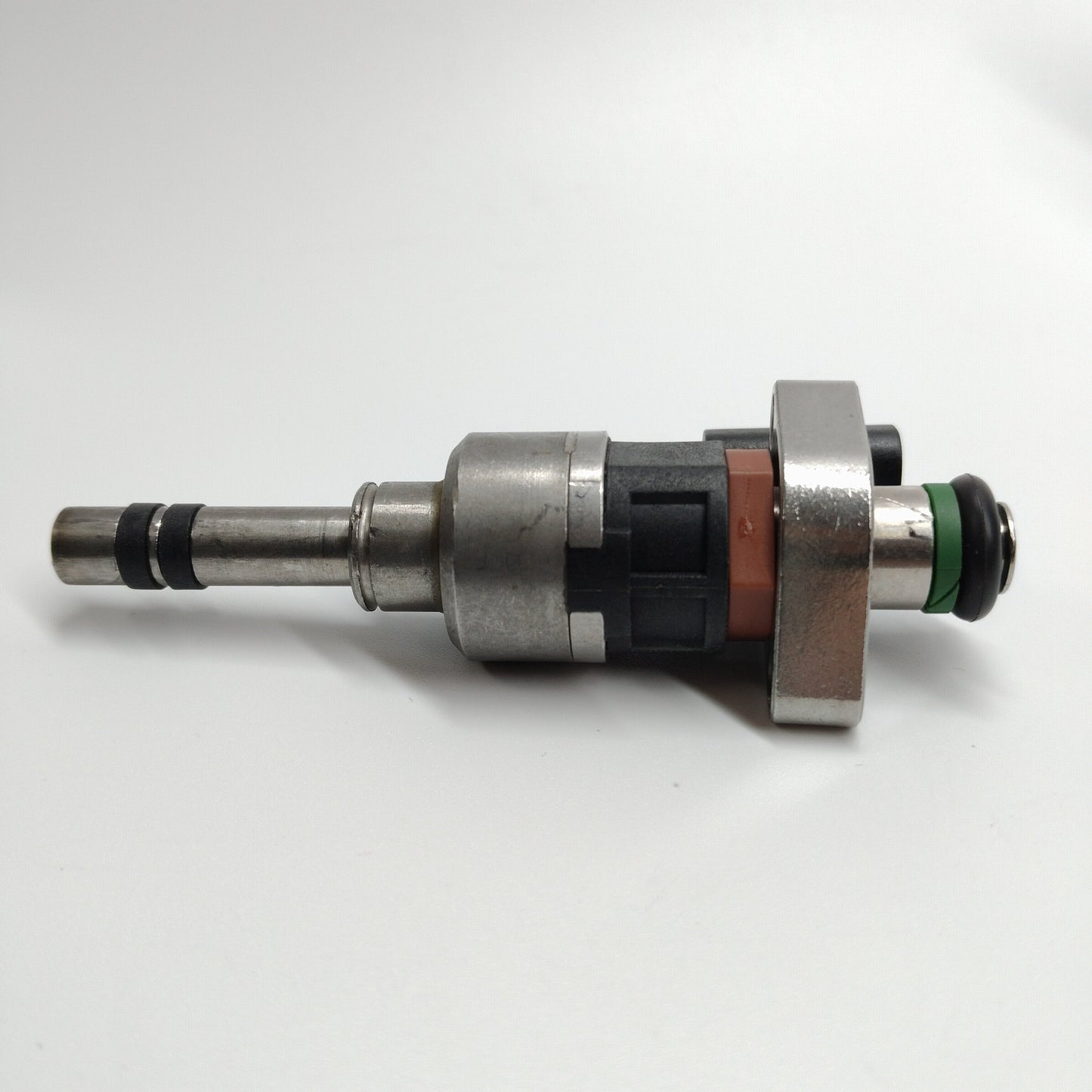 2016-2019 Buick Encore Base, Essence, Preferred, Sport Touring 55577403 17067220402 Fuel Injector