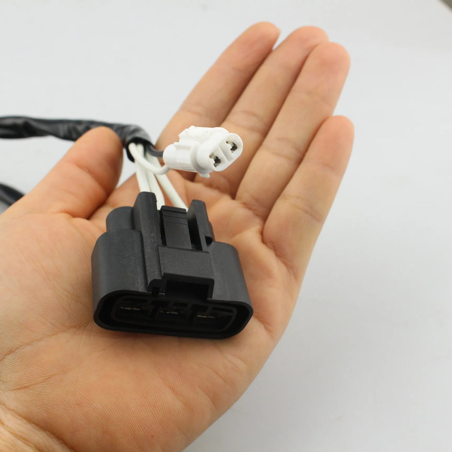 2004-2005 Yamaha RX Warrior 1000 8FA-81410-00 Generator Stator Coil 8FP-81410-02