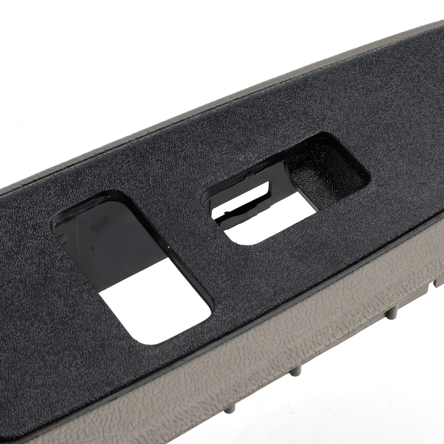 2003-2007 GMC Sierra 1500 2500 3500 Front Tan Window Switch Trim Bezel 89045119 89045129
